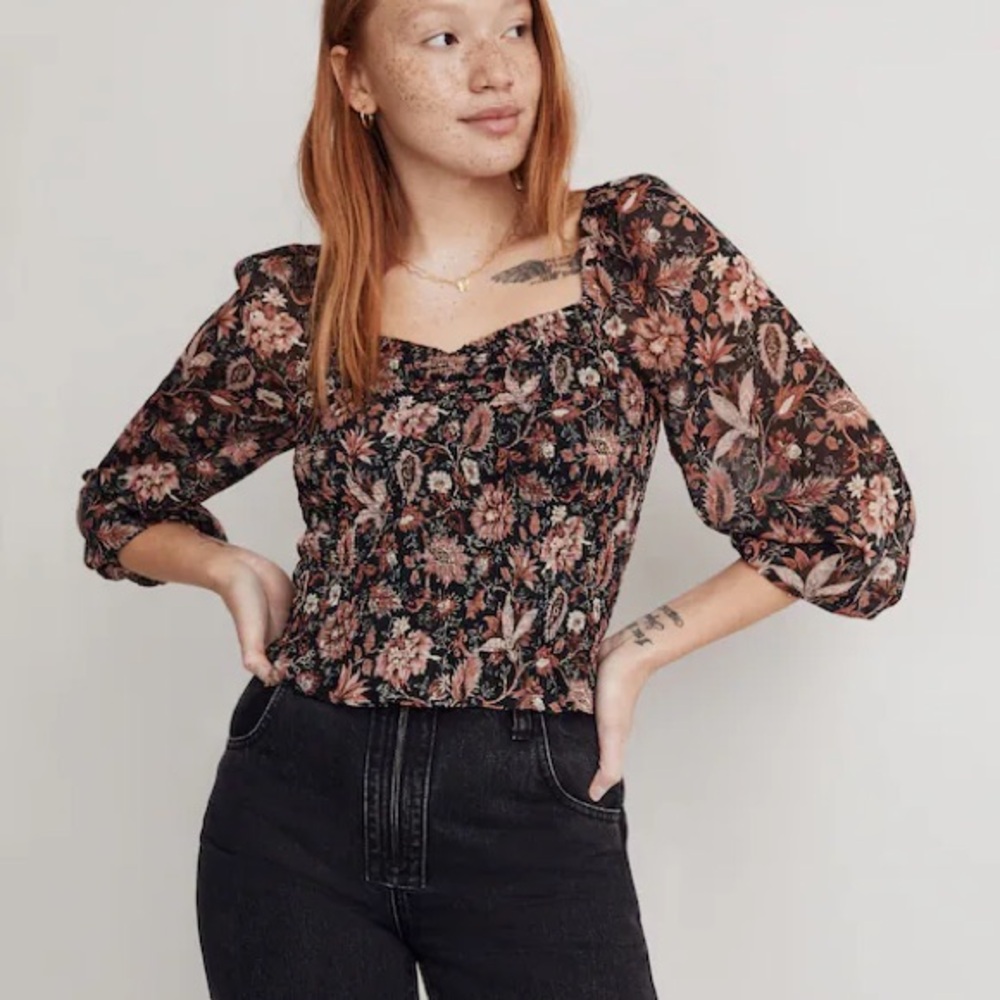 Lucie Smocked Top in Floral